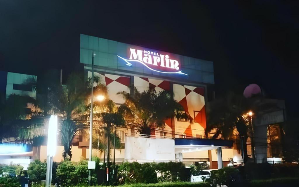 Hotel Marlin Pekalongan Managed By Dafam Kültér fotó