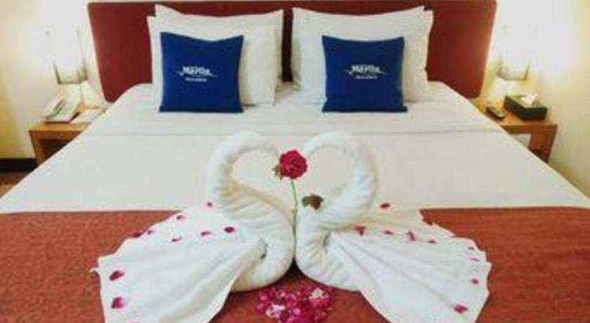 Hotel Marlin Pekalongan Managed By Dafam Kültér fotó
