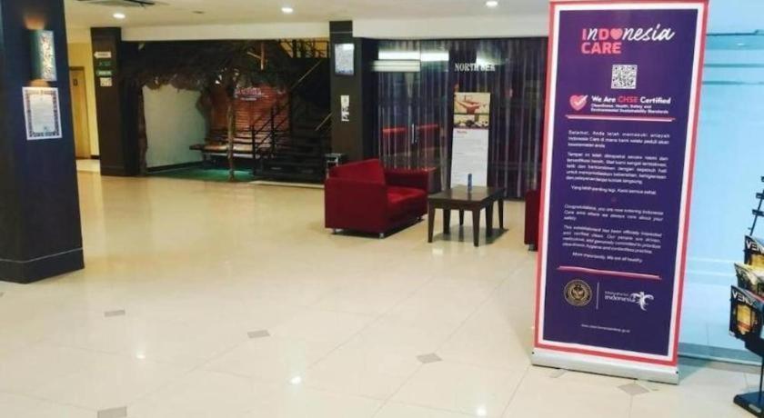 Hotel Marlin Pekalongan Managed By Dafam Kültér fotó