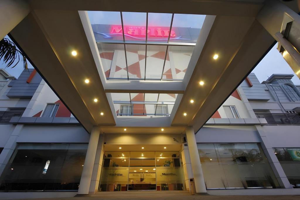 Hotel Marlin Pekalongan Managed By Dafam Kültér fotó